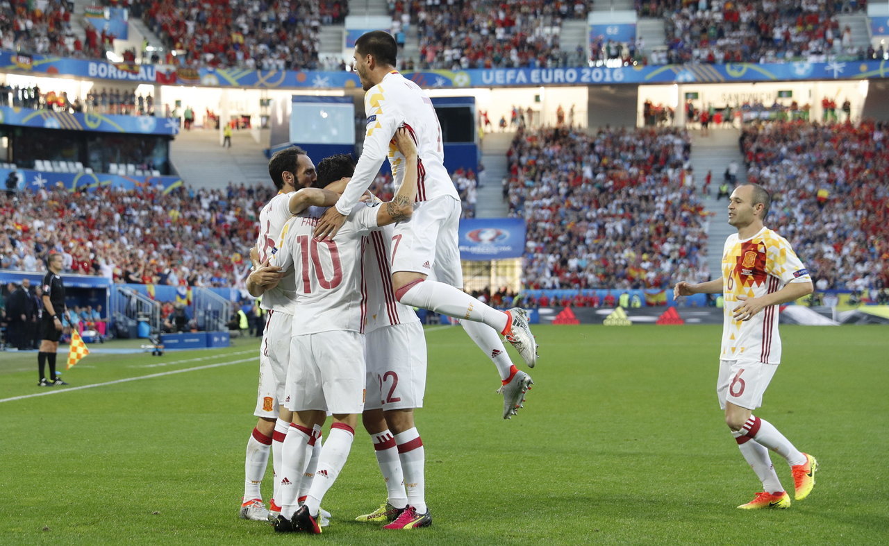 关于韩国队战胜对手，争夺欧洲杯资格的信息