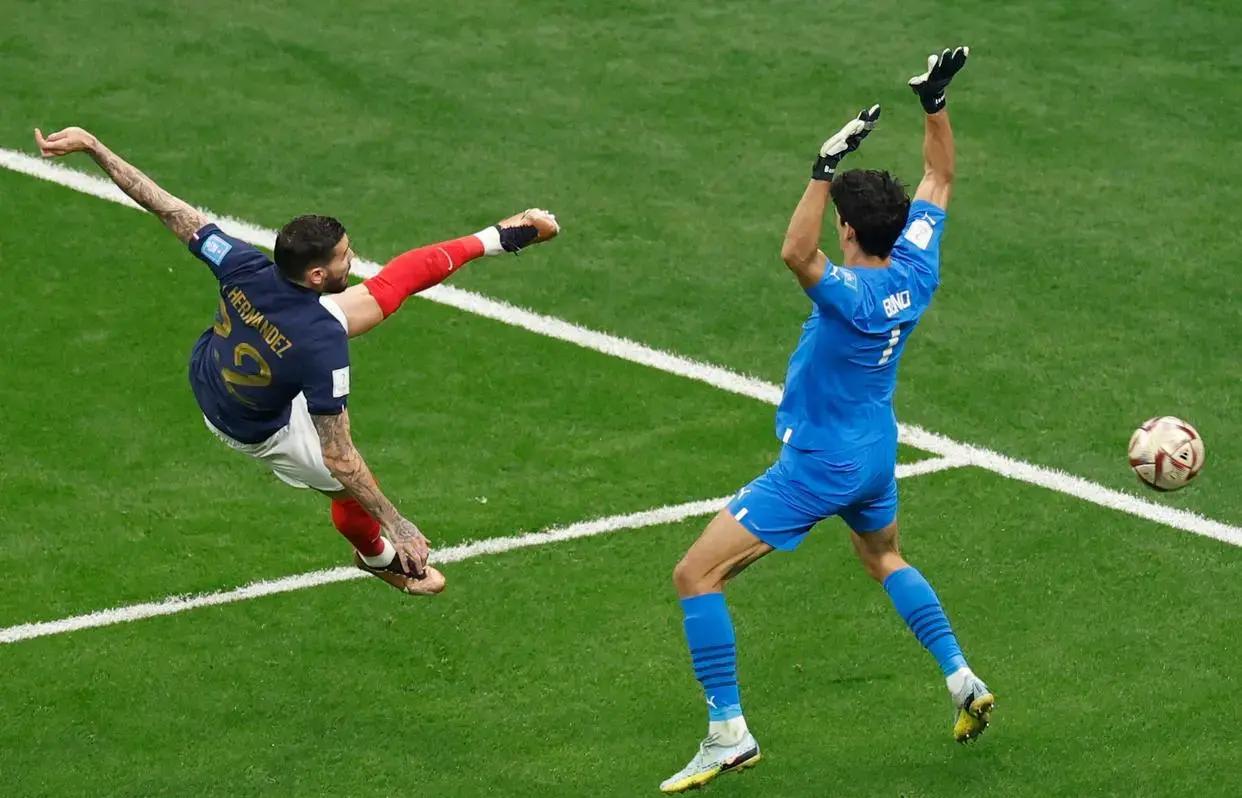 包含法国主场守住胜利，格列兹曼演绎绝杀的词条