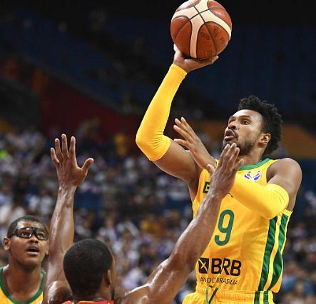 黑山主教练赞扬球队稳健防守，取得连胜