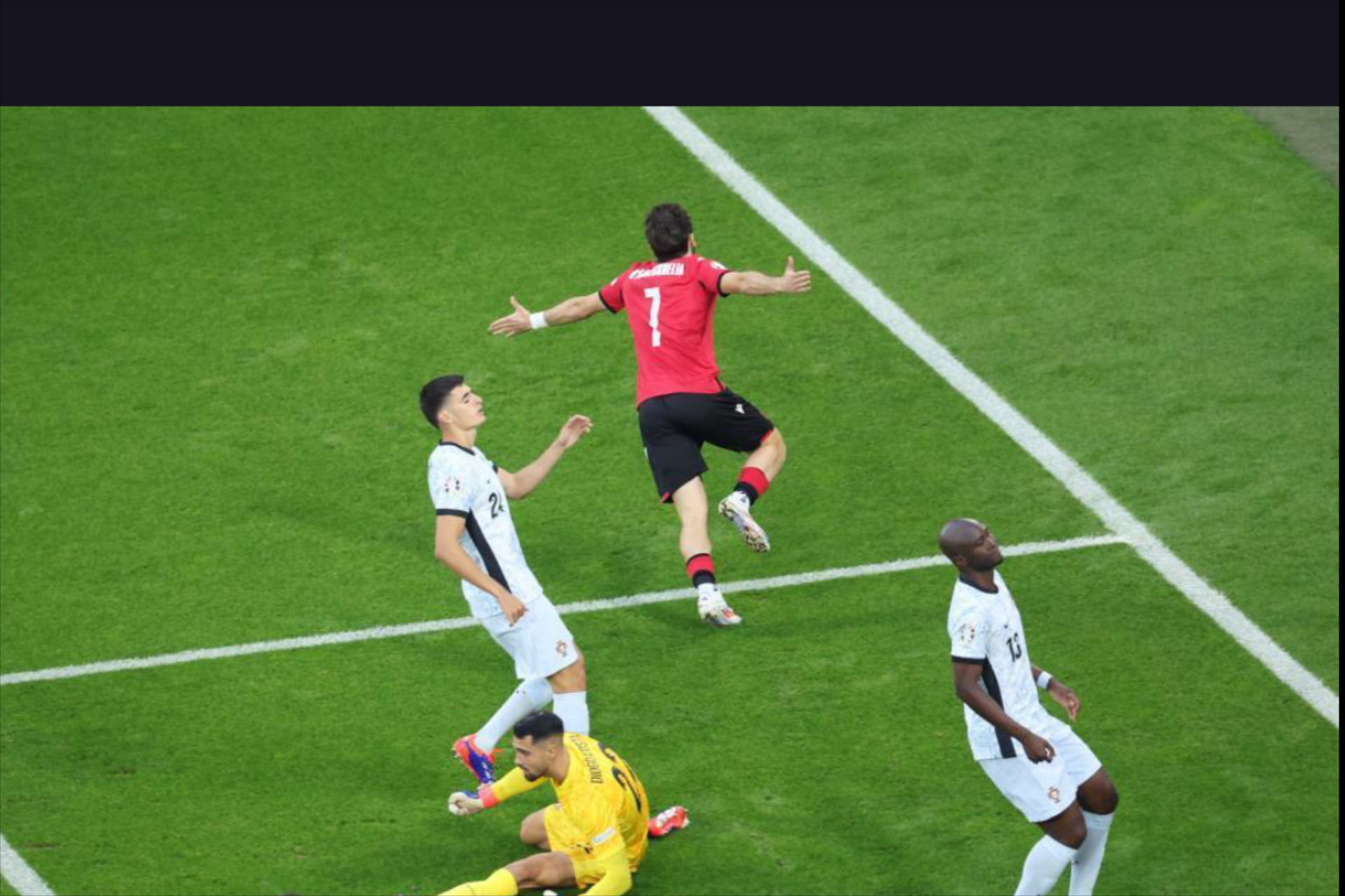 包含激烈对决！欧洲国家杯赛的精彩瞬间的词条