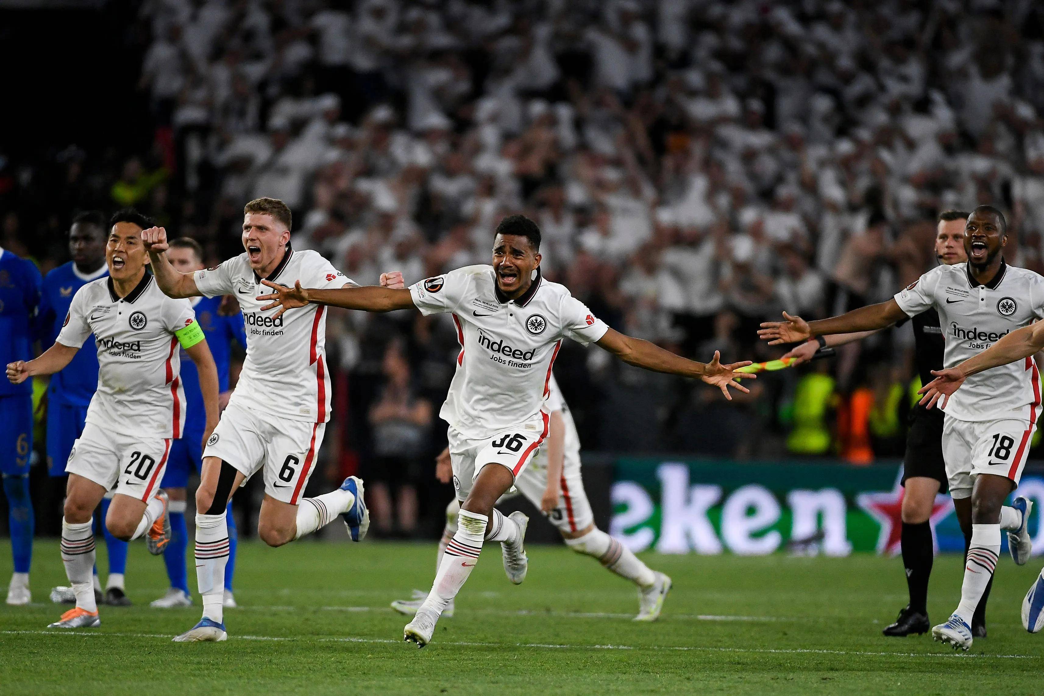 阿贾克斯淘汰实力强队，欧冠确立霸主地位