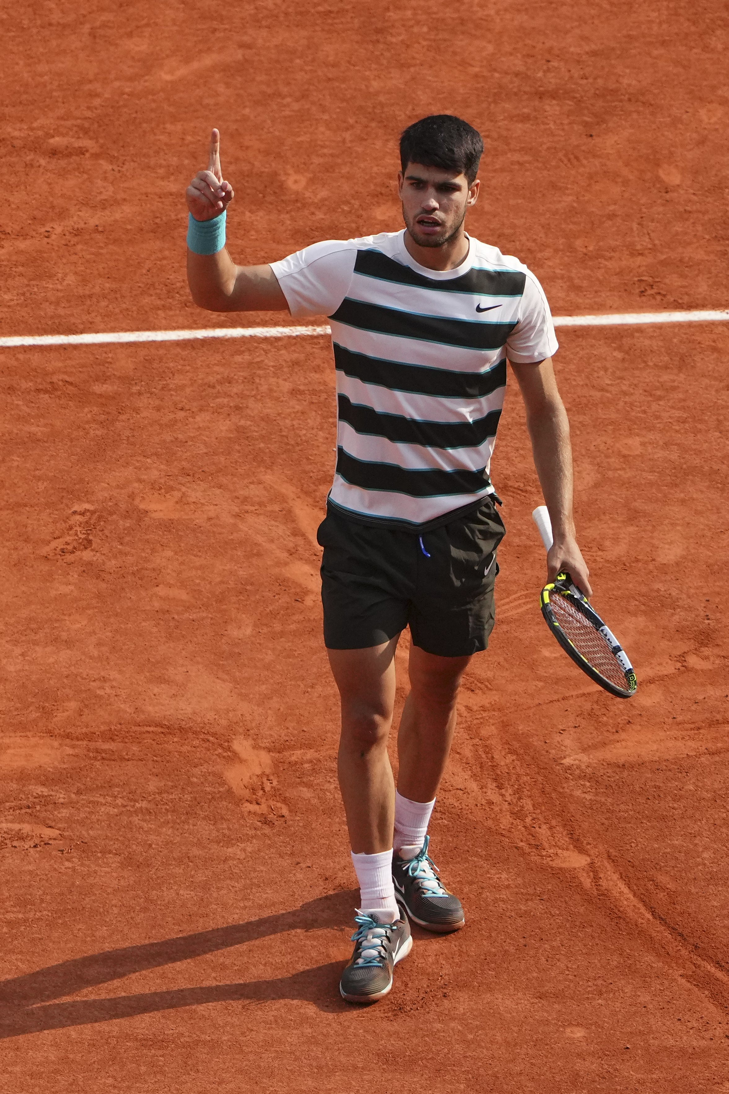 关于西班牙网球队强势澳大利亚网球队，阿尔卡拉斯惊艳世界的信息