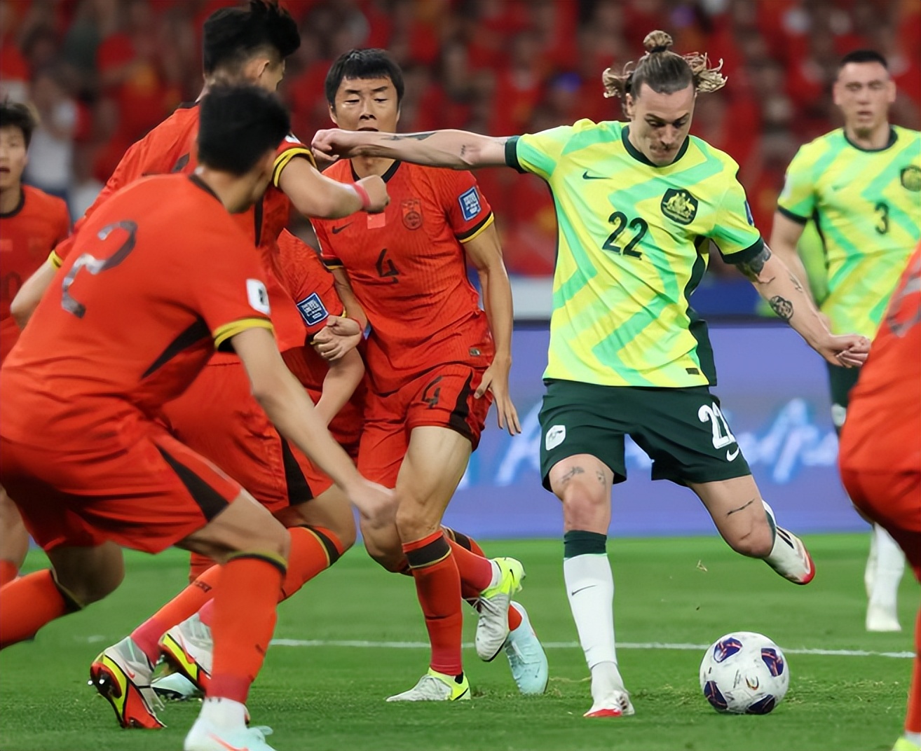 全球热议！亚洲杯场外八卦引关注